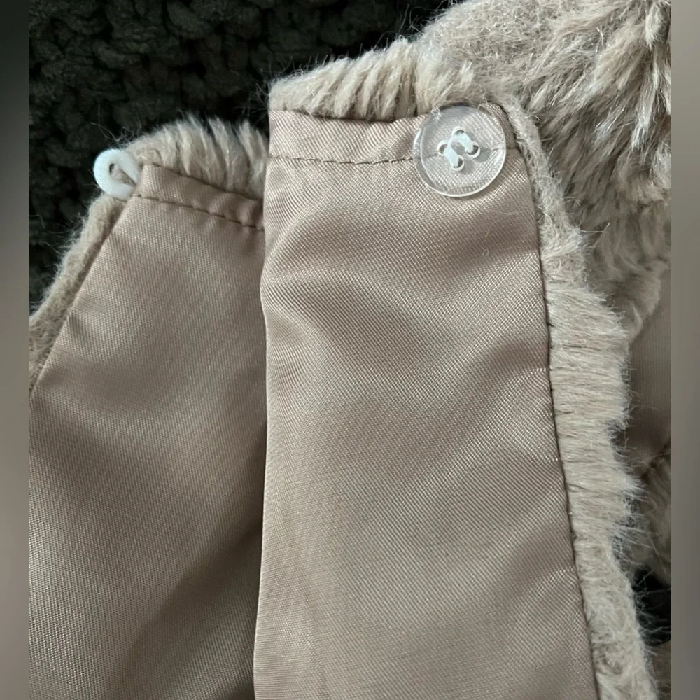 Charlie Paige Girl’s Faux Fur Vest, 1-Button Closure, 100% Polyester; Size 2T